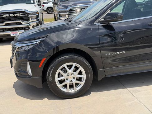 Used 2024 Chevrolet Equinox LT AWD/4WD image 9