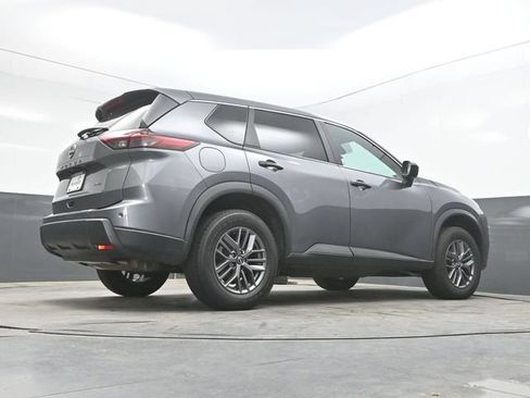 Used 2024 Nissan Rogue S AWD/4WD image 42
