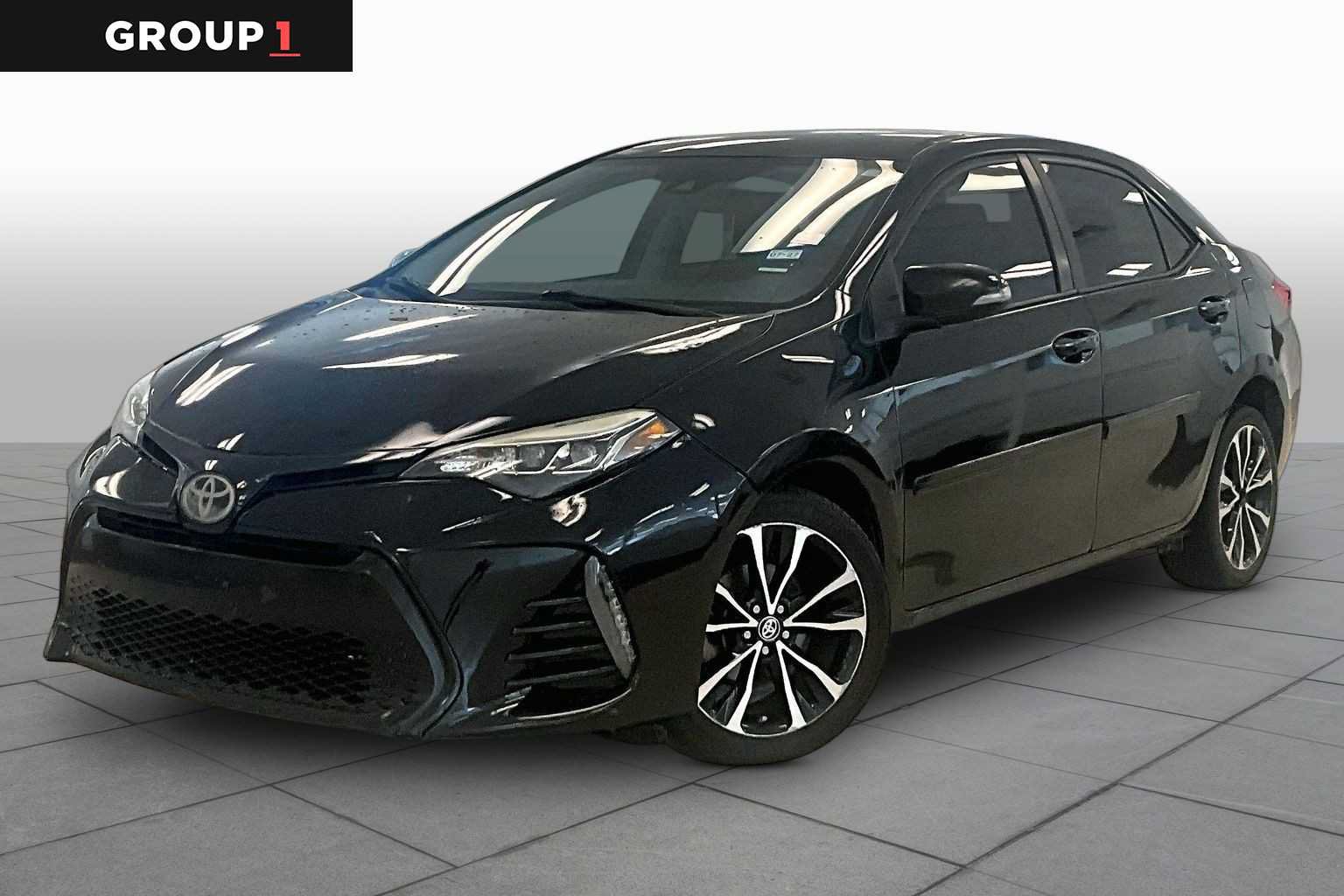 Used 2018 Toyota Corolla SE w/ Carpet Mat Package (TMS) FWD image 1
