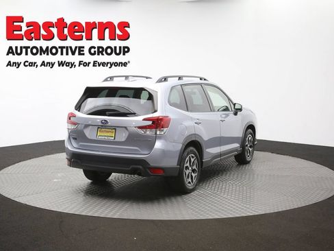 Used 2022 Subaru Forester Premium AWD/4WD image 43