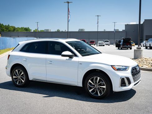Used 2024 Audi Q5 2.0T Premium Plus AWD/4WD image 12