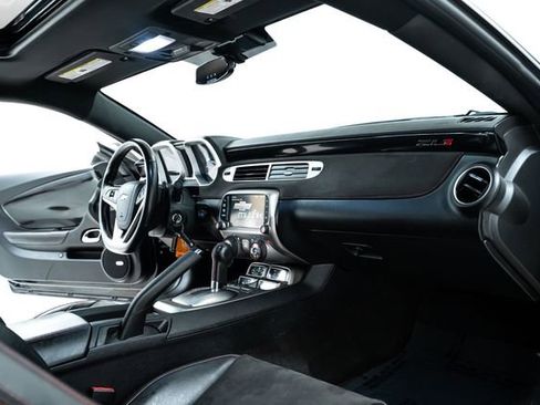 Used 2014 Chevrolet Camaro ZL1 image 26