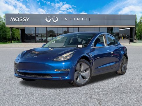 Used 2018 Tesla Model 3 Long Range image 1