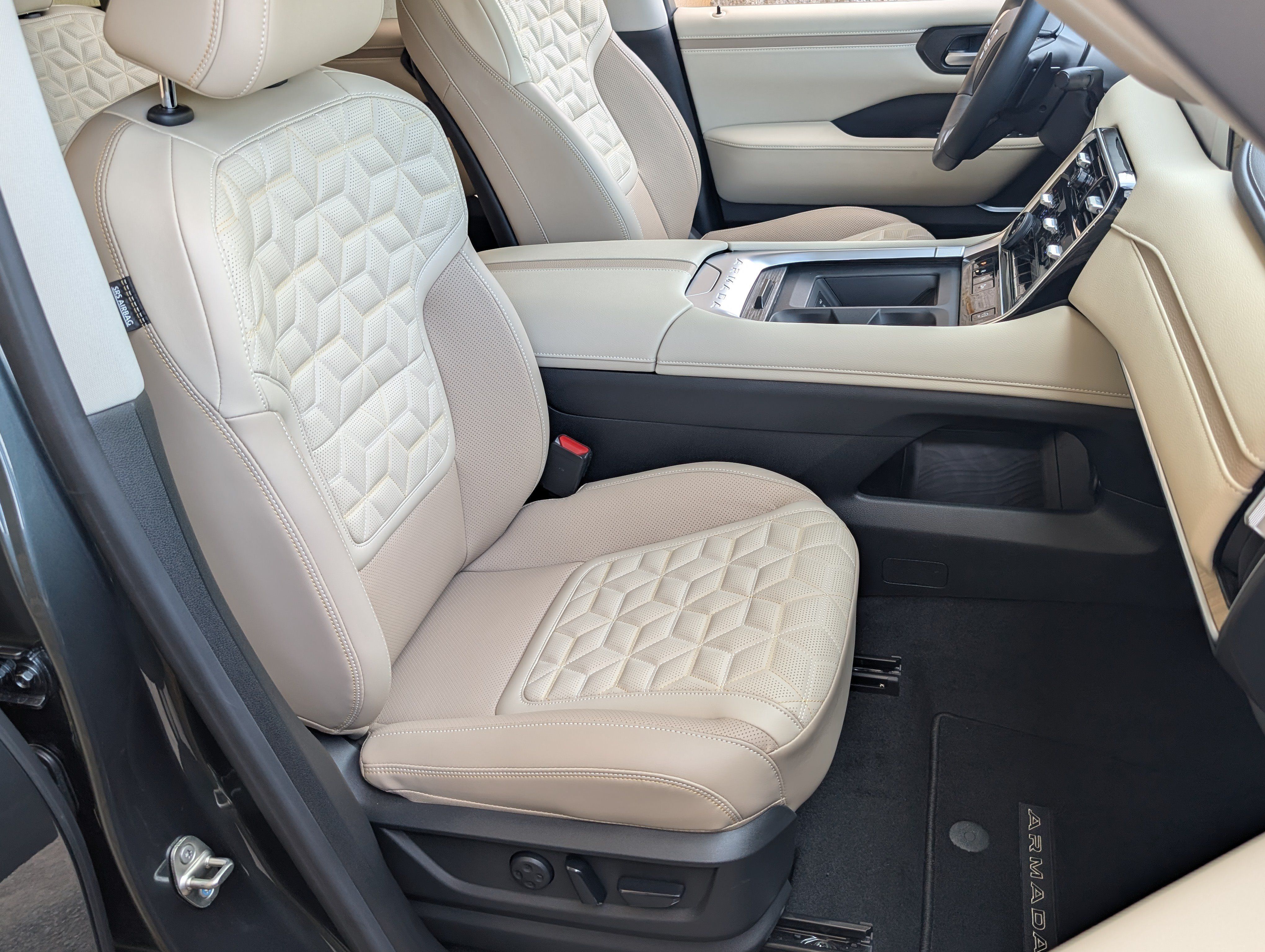 Used 2026 Nissan Armada Platinum RWD image 25