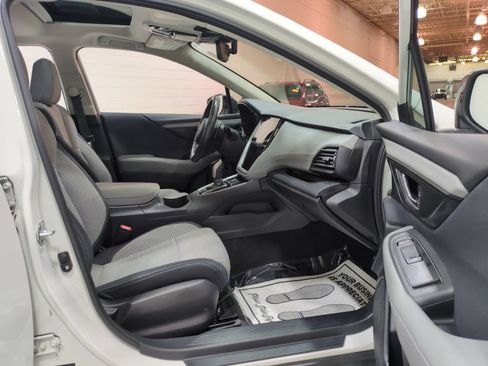 Certified 2024 Subaru Outback Premium AWD/4WD image 9
