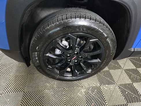 New 2026 GMC Terrain Elevation w/ Black Edition AWD/4WD image 9