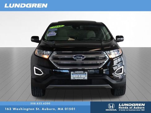 Used 2018 Ford Edge Titanium w/ Equipment Group 302A image 2
