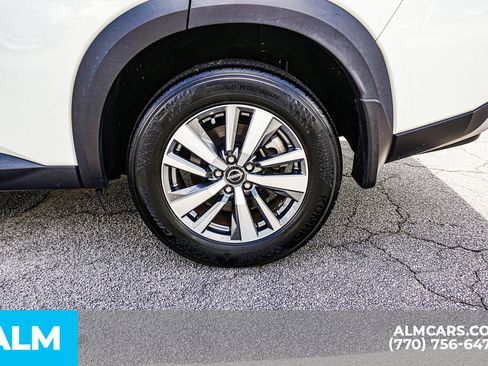 Used 2023 Nissan Pathfinder SL AWD/4WD image 15