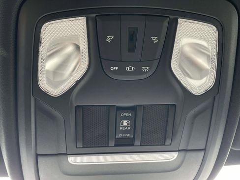 Used 2021 RAM 1500 Big Horn RWD image 31