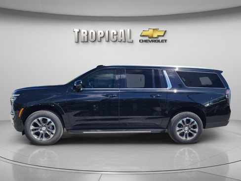 New 2026 Chevrolet Suburban LT w/ Comfort Package RWD image 2