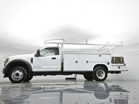 Certified 2021 Ford F450 XL w/ Power Equipment Group image 8