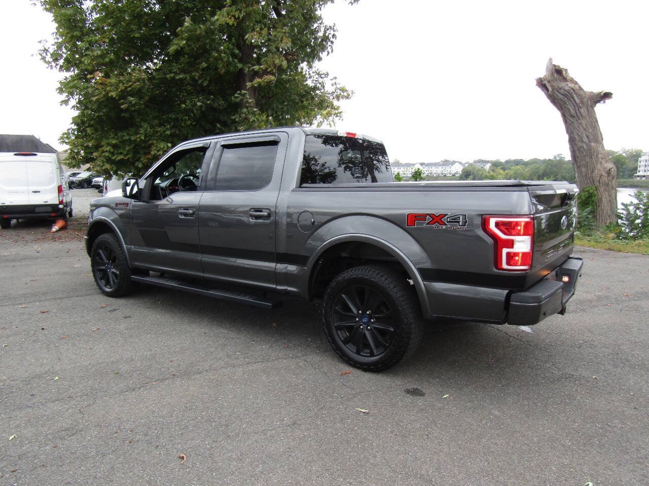 Used 2019 Ford F150 XLT w/ Equipment Group 302A Luxury AWD/4WD image 45