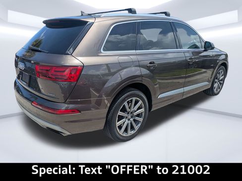 Used 2018 Audi Q7 2.0T Premium Plus w/ Premium Plus Package AWD/4WD image 3