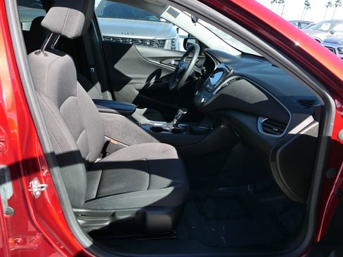 Used 2023 Chevrolet Malibu LT w/ Sport Edition image 26