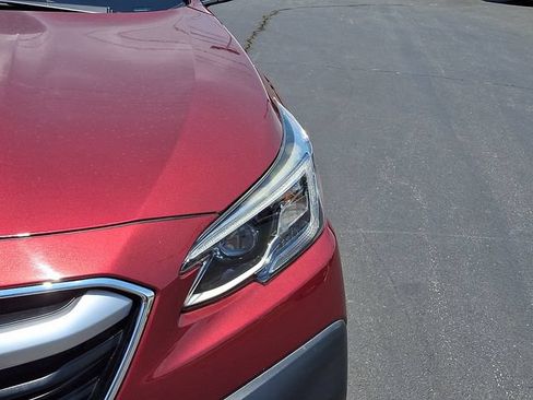 Used 2021 Subaru Outback Limited AWD/4WD image 9