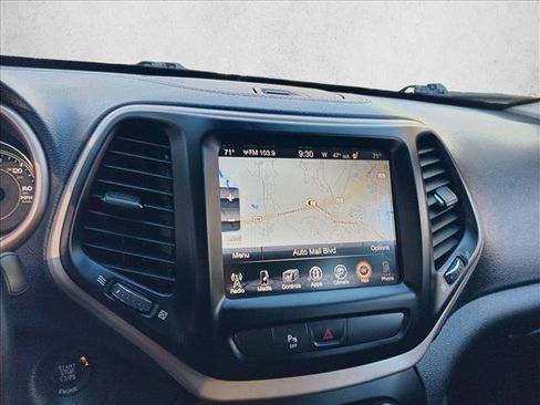 Used 2016 Jeep Cherokee Limited w/ Luxury Group image 21