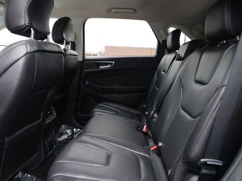Used 2019 Ford Edge Titanium w/ Cargo Accessory Package AWD/4WD image 18