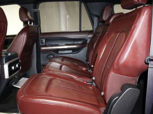Used 2022 Ford Expedition Max Limited image 24