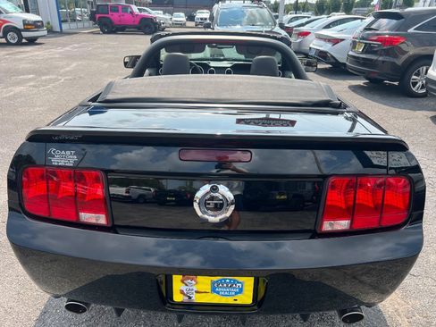 Used 2007 Ford Mustang GT Premium RWD image 32