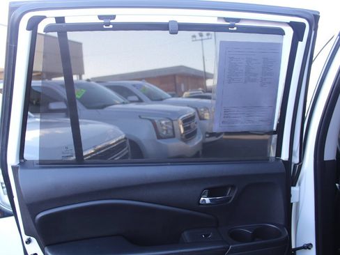 Used 2018 Honda Pilot Touring image 27