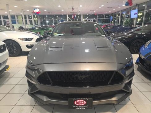 Used 2022 Ford Mustang GT Premium w/ Equipment Group 401A image 2