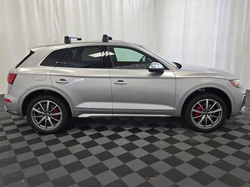 Used 2025 Audi SQ5 Premium Plus w/ Premium Plus Package image 7
