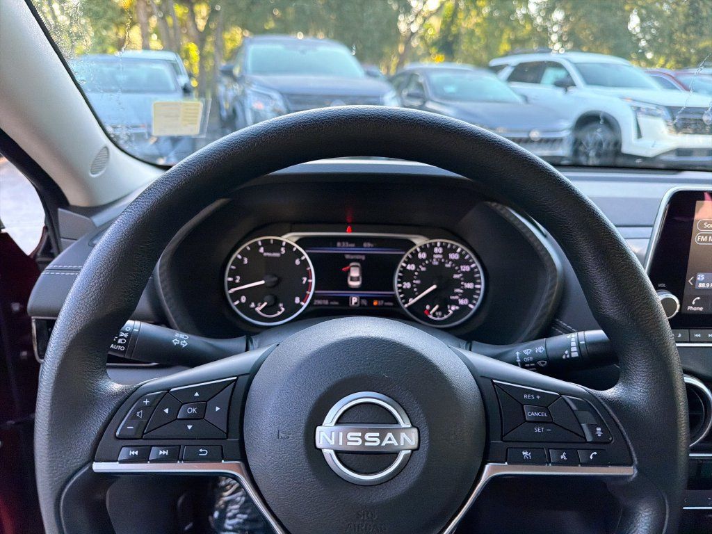 Used 2024 Nissan Sentra SV FWD image 20