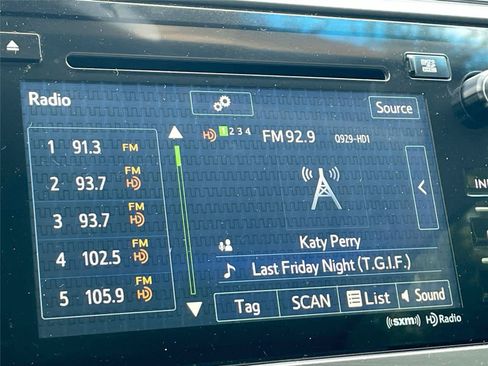 Used 2017 Subaru Legacy 2.5i Sport AWD/4WD image 15