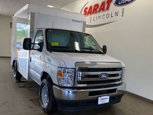 New 2026 Ford E-350 and Econoline 350 Super Duty w/ Power Equipment Group image 2