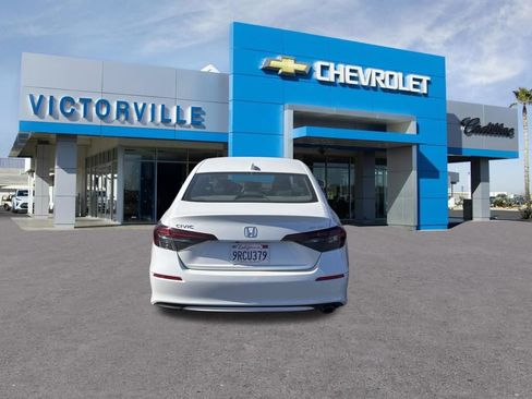 Used 2025 Honda Civic Sport image 6