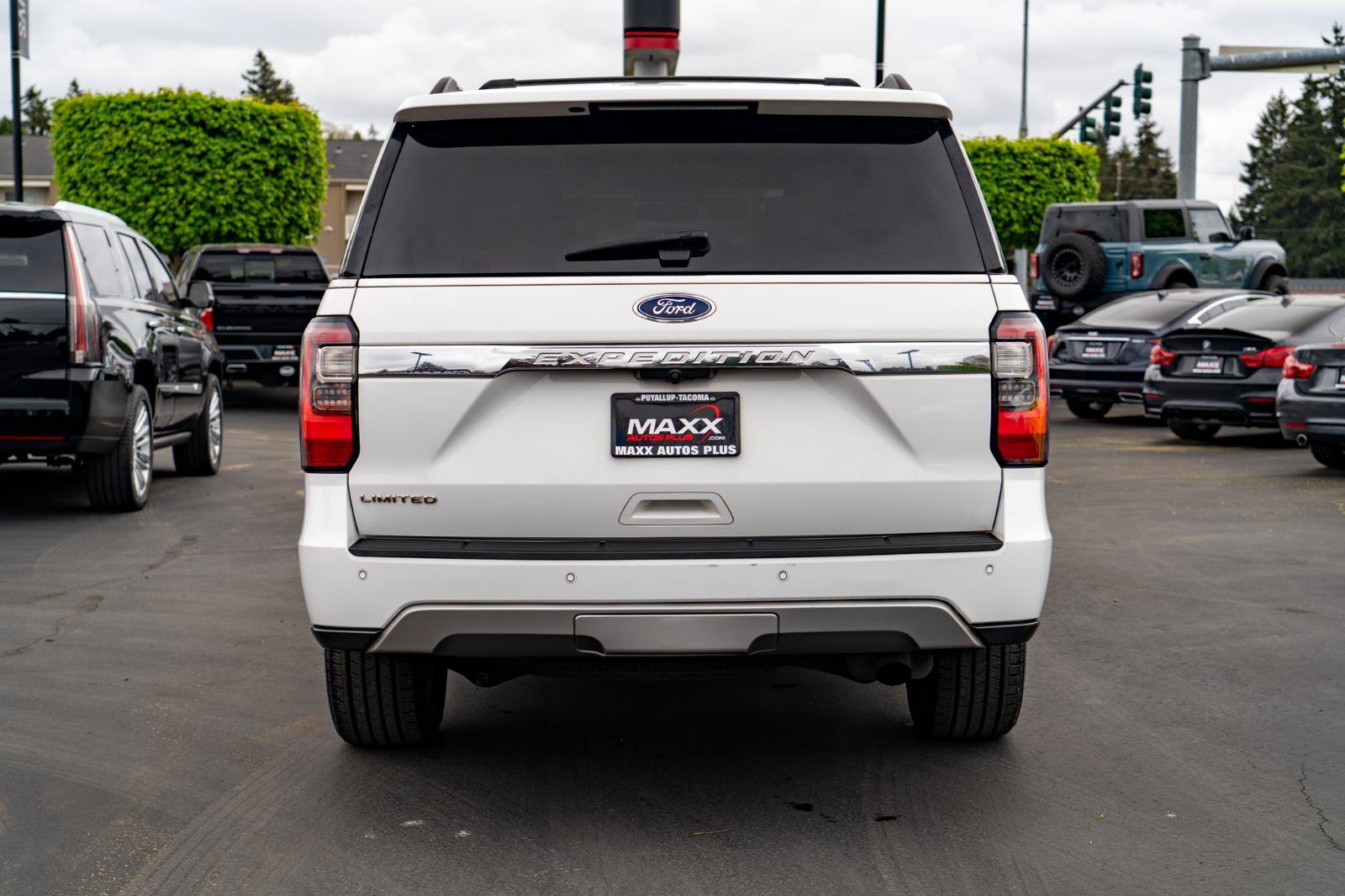 Used 2018 Ford Expedition Limited AWD/4WD image 10