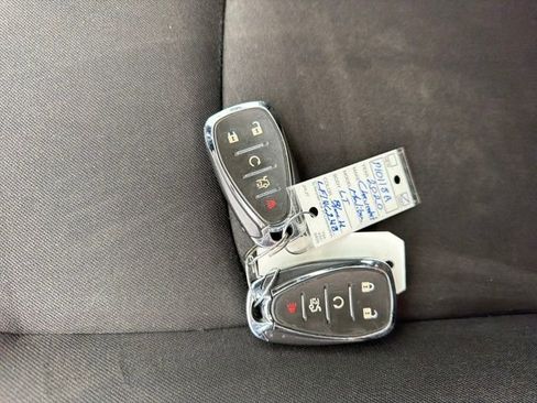 Used 2020 Chevrolet Malibu LT w/ Redline Edition image 29