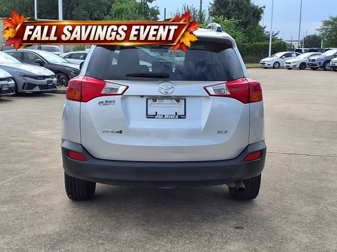 Used 2013 Toyota RAV4 XLE FWD image 8