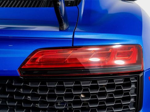 Used 2022 Audi R8 V10 image 13