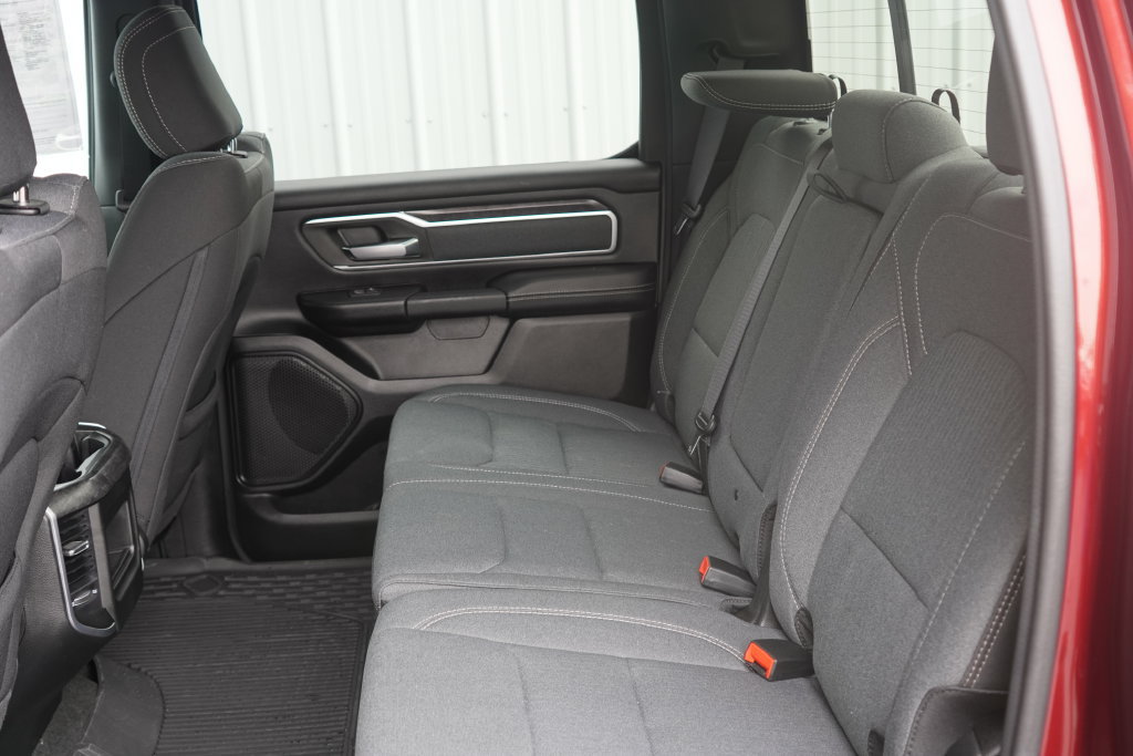 Used 2022 RAM 1500 Big Horn AWD/4WD image 31