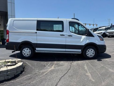 Certified 2025 Ford Transit 250 Low Roof w/ Exterior Upgrade Package RWD image 9