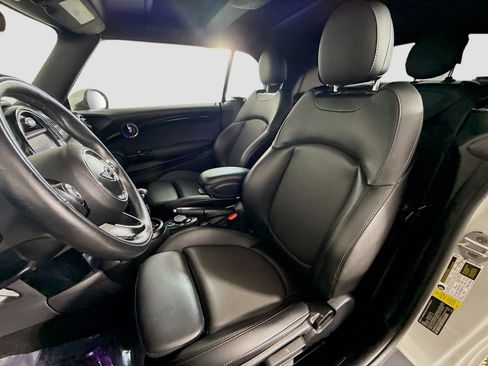 Used 2018 MINI Cooper S image 22