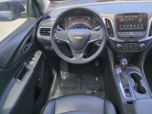 Used 2018 Chevrolet Equinox LT w/ Sun & Infotainment Package FWD image 18