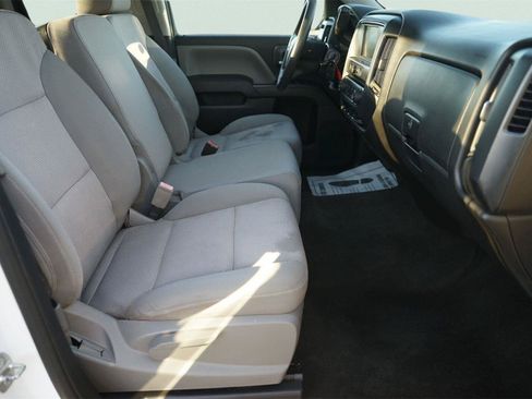 Used 2018 Chevrolet Silverado 1500 Custom w/ Custom Value Package RWD image 18