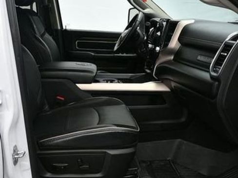 Used 2024 RAM 2500 Laramie AWD/4WD image 20