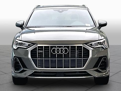 Certified 2025 Audi Q3 2.0T Premium Plus w/ Premium Plus Package AWD/4WD image 4