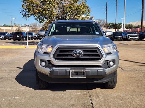 Used 2023 Toyota Tacoma SR5 image 3
