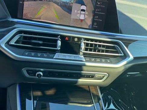 Used 2021 BMW X5 xDrive40i w/ Convenience Package image 18