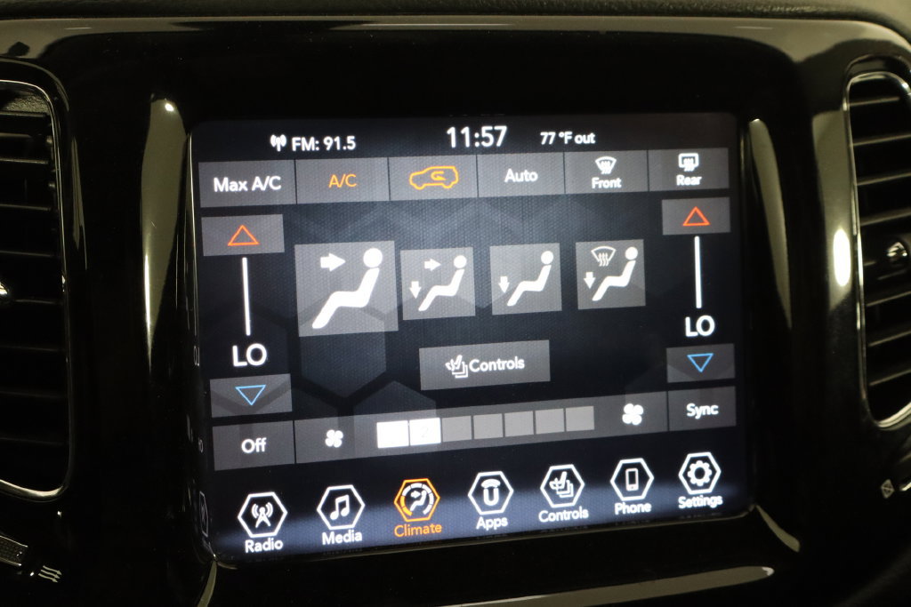 Used 2019 Jeep Compass Limited AWD/4WD image 33