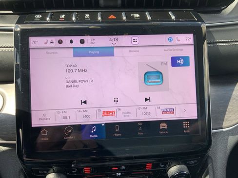 Used 2023 Jeep Grand Cherokee L Limited AWD/4WD image 41