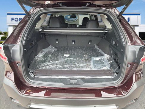 Certified 2025 Subaru Outback Touring XT image 12