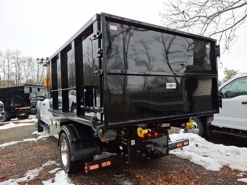 New 2026 Ford F550 4x4 Supercab Super Duty image 4