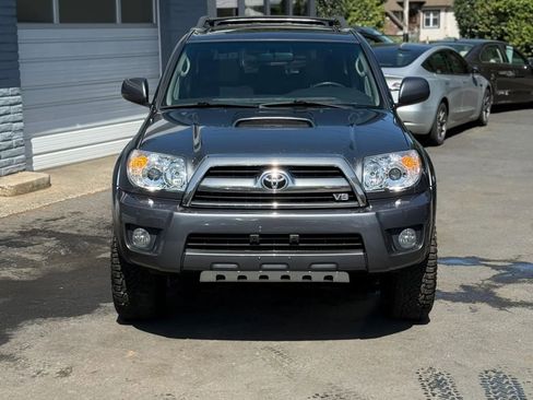 Used 2007 Toyota 4Runner Sport AWD/4WD image 2