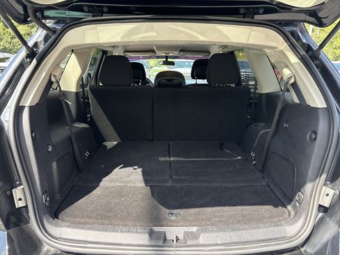 Used 2018 Dodge Journey SE FWD image 11