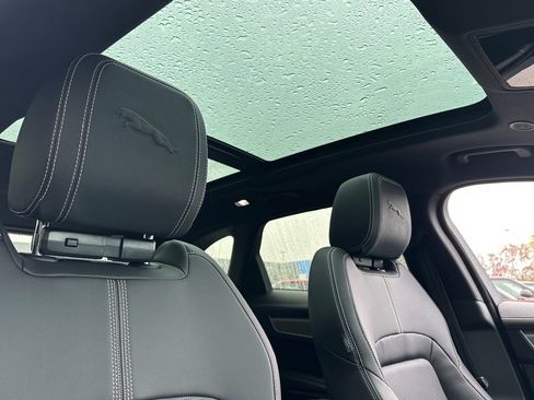 New 2025 Jaguar F-PACE R-Dynamic S image 23